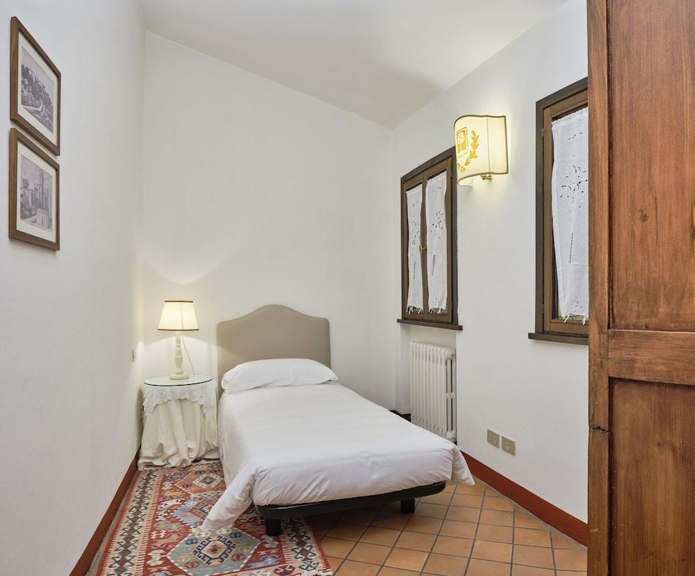 Castello Di Montegridolfo Spa Resort מראה חיצוני תמונה